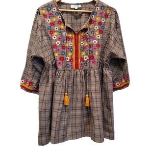 1X Plaid Embroidered Puffy Sleeve V Neck Tassle String Baby Doll Tunic, EUC